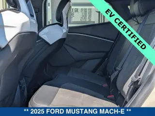 Ford Mustang Mach-E 2025 AWD GT 4 puertas SUV