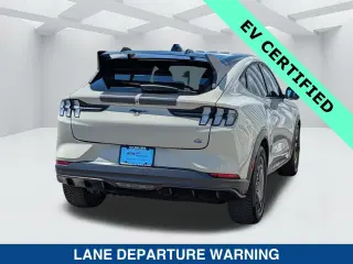 Ford Mustang Mach-E 2025 AWD GT 4 puertas SUV