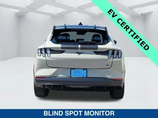 Ford Mustang Mach-E 2025 AWD GT 4 puertas SUV