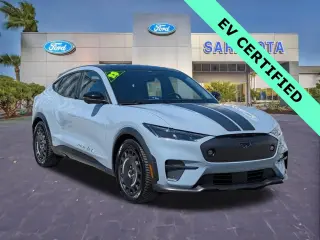 Ford Mustang Mach-E 2025 AWD GT 4 puertas SUV