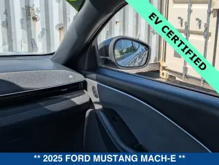 Ford Mustang Mach-E 2025 AWD GT 4 puertas SUV