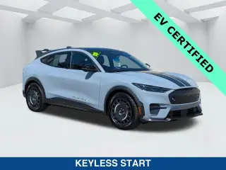 Ford Mustang Mach-E 2025 AWD GT 4 puertas SUV