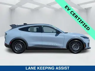 Ford Mustang Mach-E 2025 AWD GT 4 puertas SUV