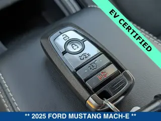 Ford Mustang Mach-E 2025 AWD GT 4 puertas SUV