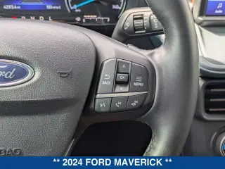 Ford Maverick 2024 Lariat 4 puertas SuperCrew 4.5 pies (1.37 m) caja corta