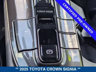 Toyota Crown Signia 2025 AWD Limited 4 puertas Crossover