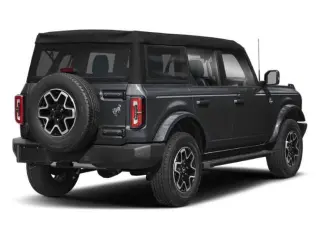 Ford Bronco 2024 4x4 Outer Banks 4 puertas SUV