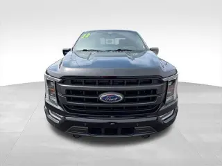 Ford F-150 2022 4x4 Lariat 4 puertas SuperCrew 5.5 pies. SB