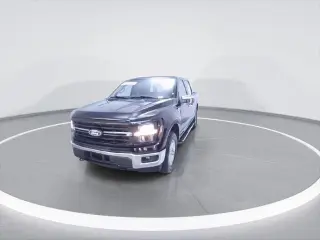 Ford F-150 2024 4x4 XLT 4 puertas SuperCrew 5.5 pies caja corta