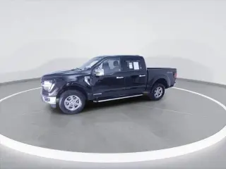 Ford F-150 2024 4x4 XLT 4 puertas SuperCrew 5.5 pies caja corta