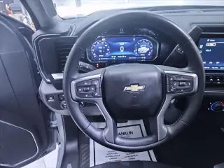 Chevrolet Silverado 1500 2024 4x4 LT 4 puertas Cabina doble 5.8 pies. Caja corta con 2FL