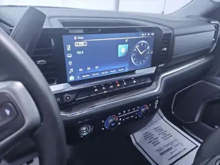 Chevrolet Silverado 1500 2024 4x4 LT 4 puertas Cabina doble 5.8 pies. Caja corta con 2FL