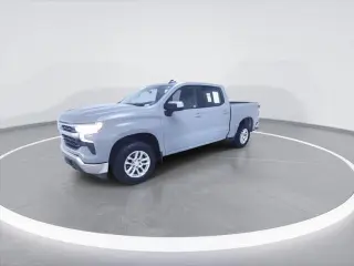 Chevrolet Silverado 1500 2024 4x4 LT 4 puertas Cabina doble 5.8 pies. Caja corta con 2FL