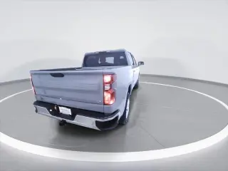 Chevrolet Silverado 1500 2024 4x4 LT 4 puertas Cabina doble 5.8 pies. Caja corta con 2FL