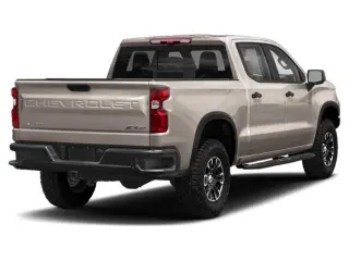 Chevrolet Silverado 1500 2022 4x4 ZR2 4 puertas Cabina Crew 5.8 pies. SB