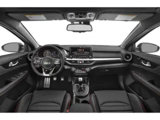 Kia Forte 2024 GT 4 puertas Sedán 6M