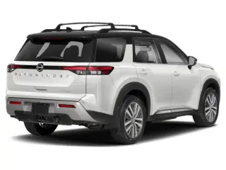 Nissan Pathfinder 2024 AWD Platinum 4 puertas SUV