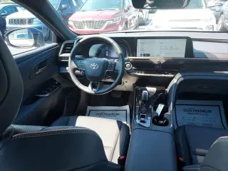 Toyota Crown Signia 2025 AWD XLE 4 puertas Crossover