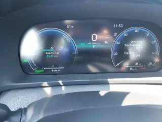 Toyota Crown Signia 2025 AWD XLE 4 puertas Crossover
