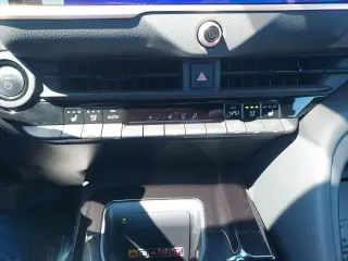 Toyota Crown Signia 2025 AWD XLE 4 puertas Crossover