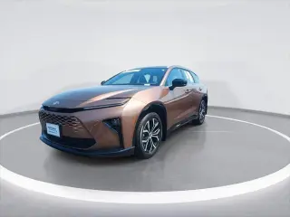 Toyota Crown Signia 2025 AWD XLE 4 puertas Crossover