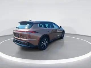 Toyota Crown Signia 2025 AWD XLE 4 puertas Crossover