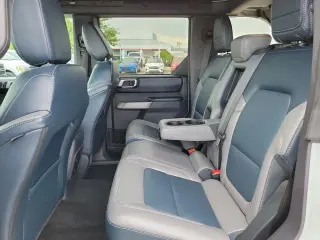 Ford Bronco 2023 4x4 Base 4 puertas SUV