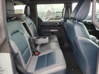 Ford Bronco 2023 4x4 Base 4 puertas SUV
