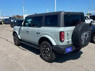 Ford Bronco 2023 4x4 Base 4 puertas SUV