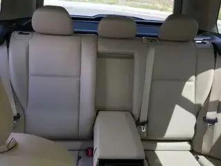 2011 Mercedes Benz GLK350 SUV