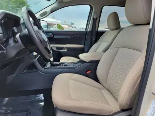 Ford Ranger 2025 4x2 XLT 4 puertas SuperCrew 5.0 pies SB