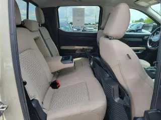 Ford Ranger 2025 4x2 XLT 4 puertas SuperCrew 5.0 pies SB