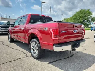 Ford F-150 2017 4x4 XL 4 puertas SuperCrew 5.5 pies. SB