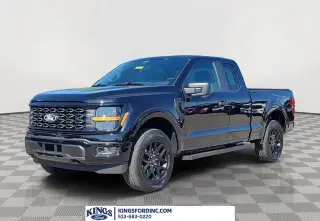 Ford F-150 2025 4x4 STX 4 puertas SuperCab 6.5 pies SB