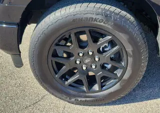 Ford F-150 2025 4x4 STX 4 puertas SuperCab 6.5 pies SB