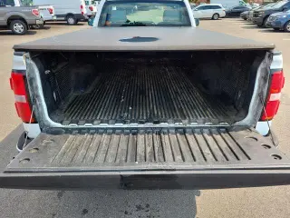 GMC Sierra 1500 2017 4x2 Base 2 puertas Cabina Regular 6.5 pies SB