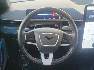 Ford Mustang Mach-E 2025 AWD GT 4 puertas SUV