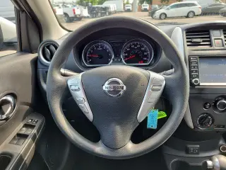 Nissan Versa 2019 S 4 puertas Sedan