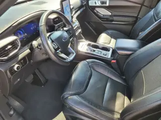 Ford Explorer 2023 AWD ST 4 puertas SUV