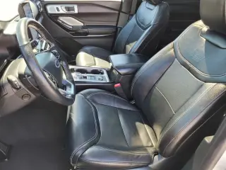 Ford Explorer 2023 AWD ST 4 puertas SUV