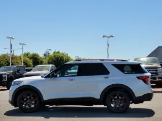Ford Explorer 2023 AWD ST 4 puertas SUV