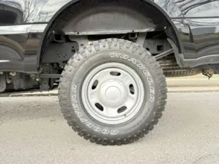 Ford F-250 Super Duty 2023 4x4 XL Cabina Regular 2 puertas 8 pies LB Pickup
