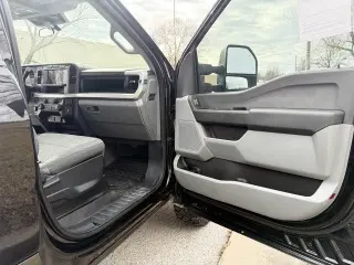 Ford F-250 Super Duty 2023 4x4 XL Cabina Regular 2 puertas 8 pies LB Pickup