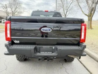 Ford F-250 Super Duty 2023 4x4 XL Cabina Regular 2 puertas 8 pies LB Pickup