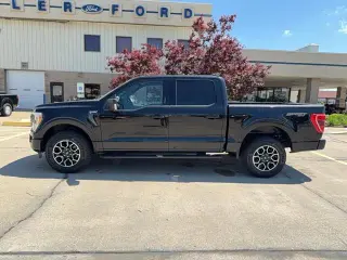 Ford F-150 2022 4x4 XLT 4 puertas SuperCrew 5.5 pies. SB