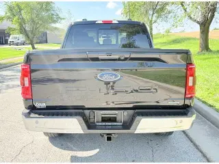 Ford F-150 2023 4x4 XLT 4 puertas SuperCrew 5.5 pies. Caja corta