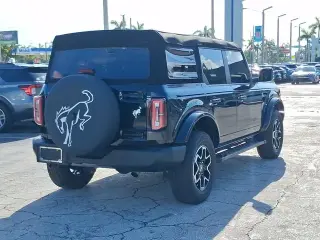 Ford Bronco 2023 4x4 Wildtrak Avanzado 4 puertas SUV