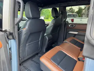Ford Bronco 2023 4x4 Outer Banks 4 puertas SUV
