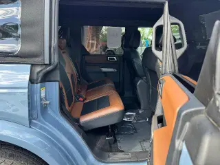 Ford Bronco 2023 4x4 Outer Banks 4 puertas SUV