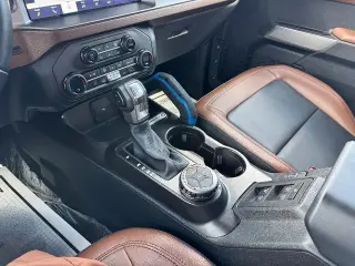 Ford Bronco 2023 4x4 Outer Banks 4 puertas SUV